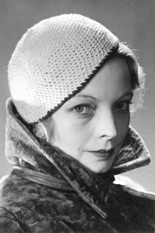 Alice O'Fredericks backdrop