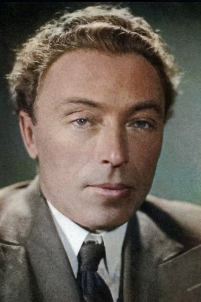 Aleksandr Andriyevsky backdrop