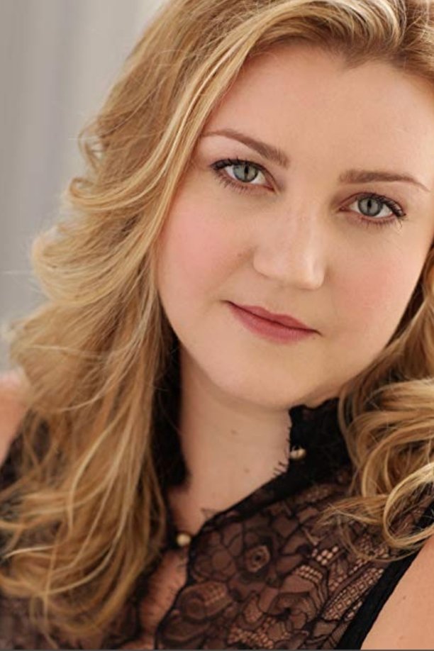 Meredith Holzman backdrop