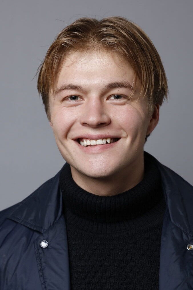 Sylvester Byder backdrop