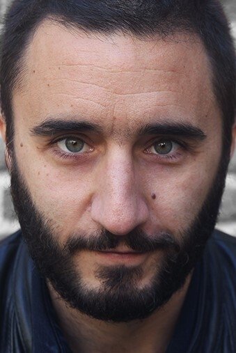 Eduardo Mayo backdrop