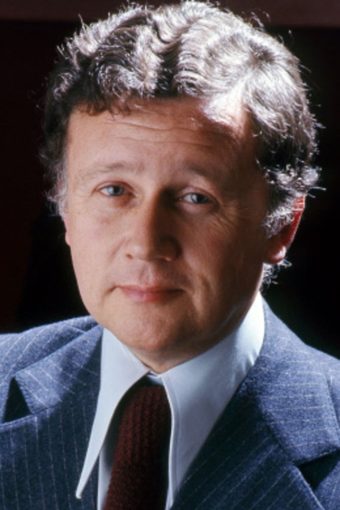 Philippe Bouvard backdrop