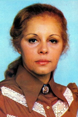 Ruthinéa de Moraes backdrop