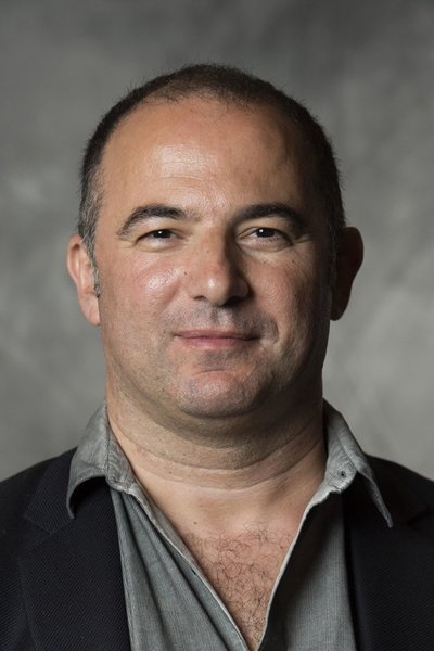 Mohamed Hamidi backdrop