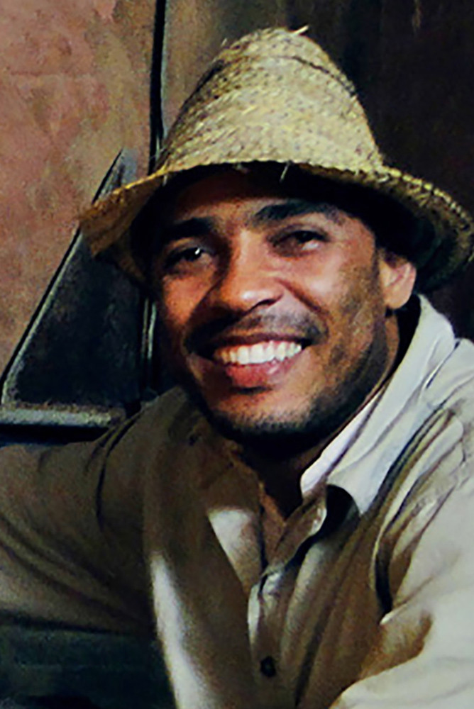 Jorgemar de Oliveira backdrop