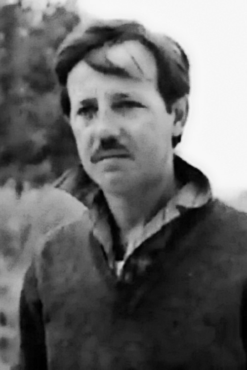 Kostas Manoussakis backdrop