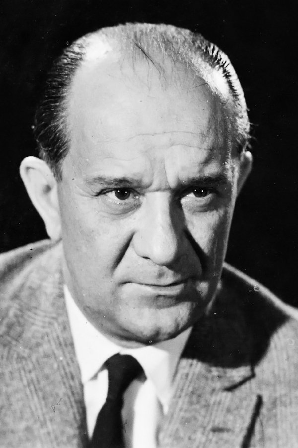 Nikos Tsiforos backdrop