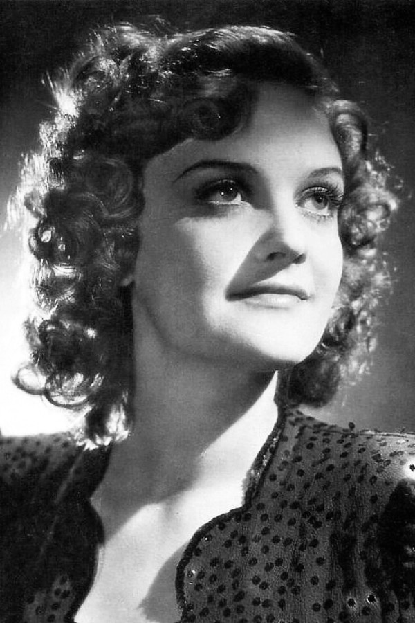 Klári Tolnay backdrop