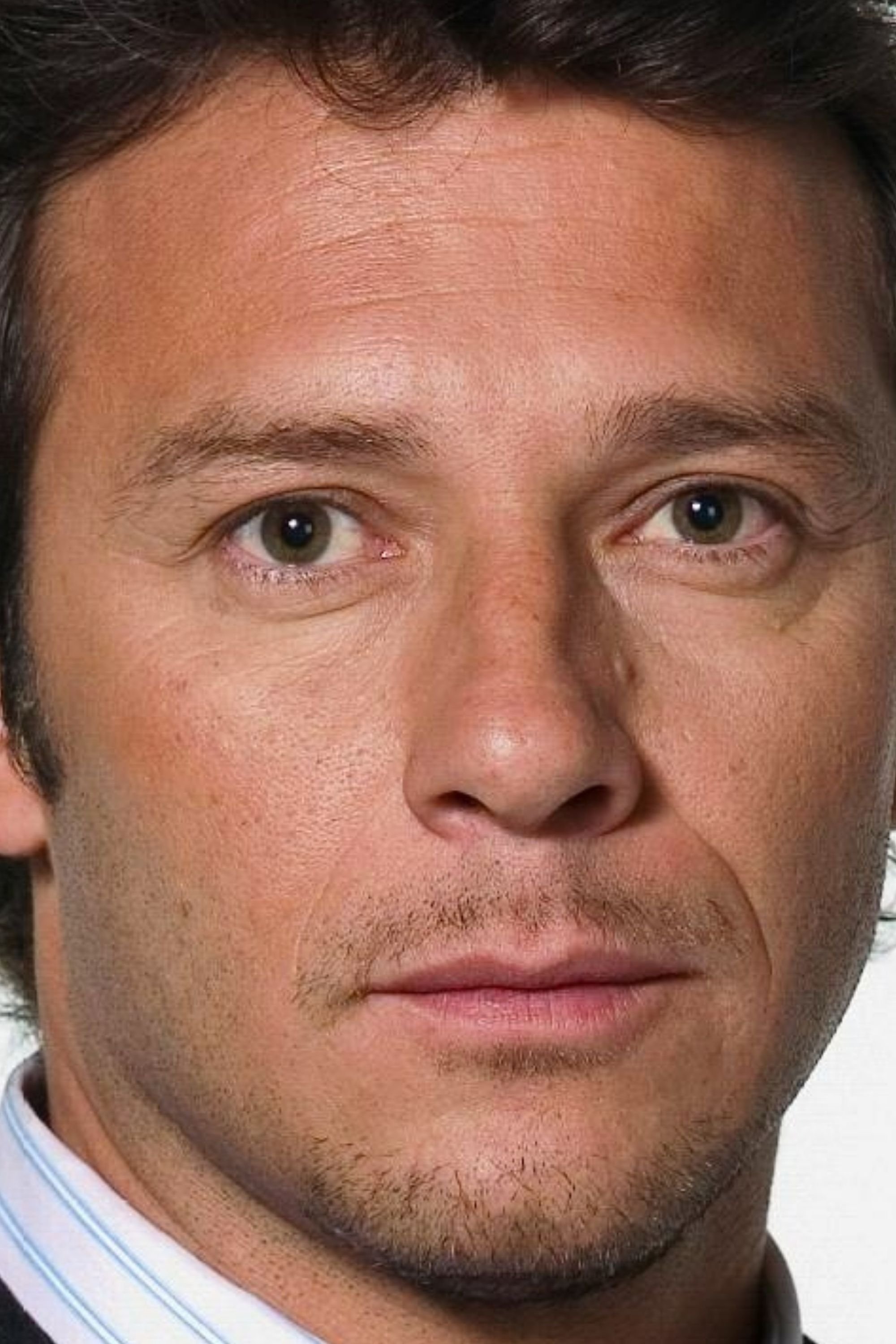 Luis Fernando Bohórquez backdrop