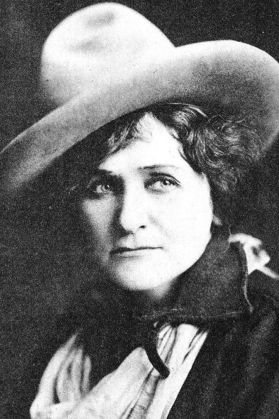 Louise Lester backdrop