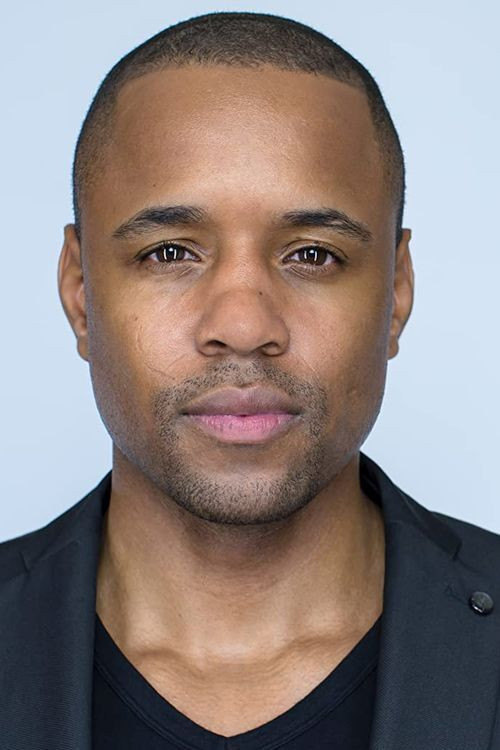 Dylan Synclaire backdrop