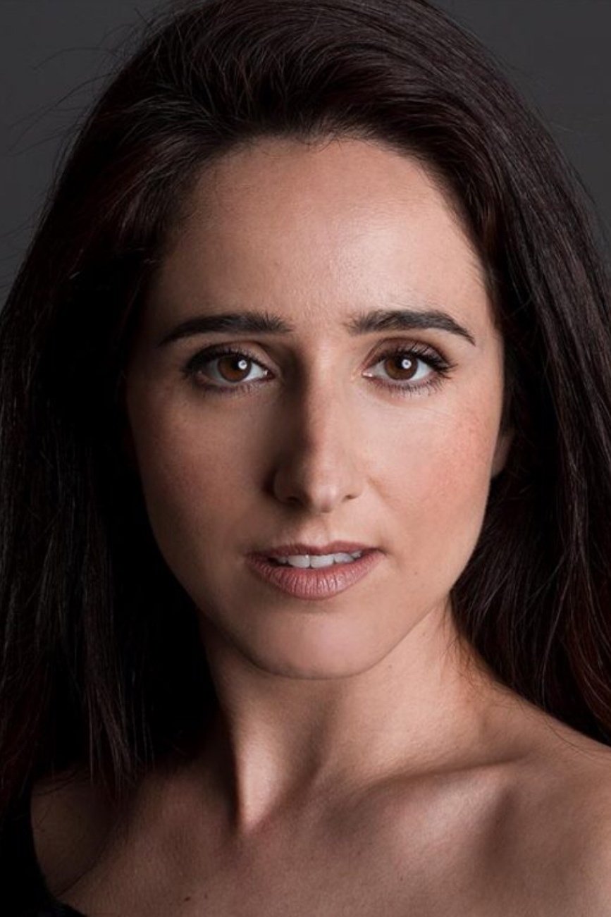 Marta Fernandes backdrop