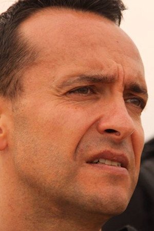 Manuel Gonçalves backdrop