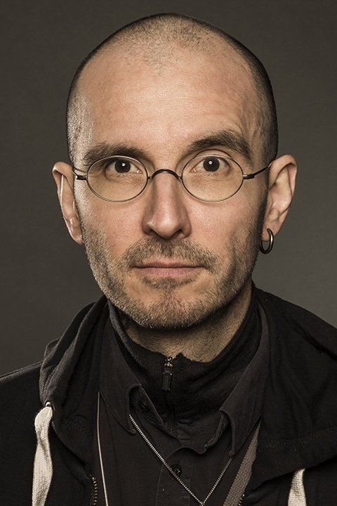 Mark Benecke backdrop