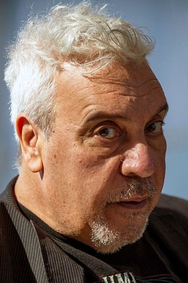 Fernando Gustavo Sily backdrop