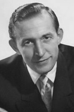 Siegfried Loyda backdrop