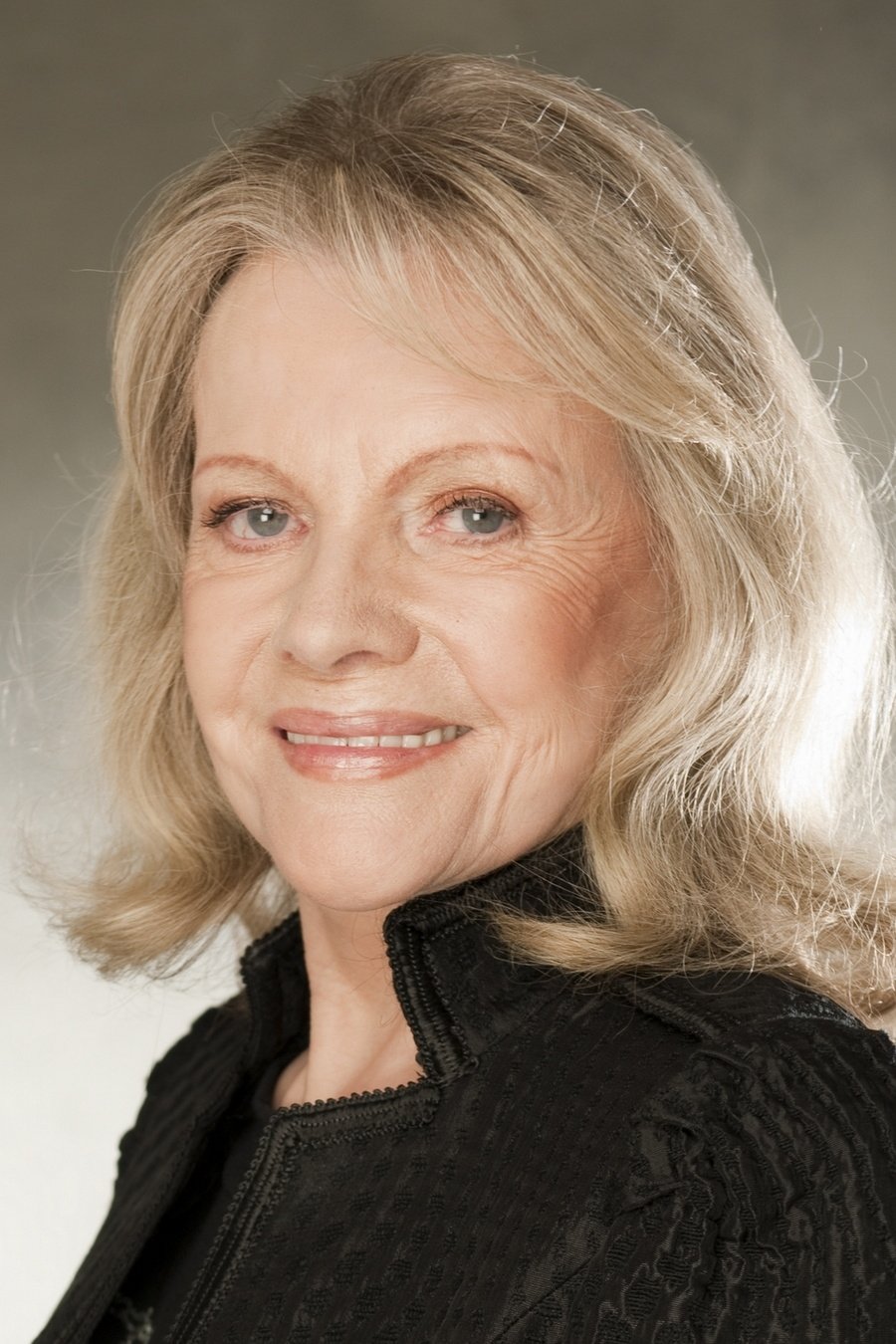 Eva Pilarová backdrop