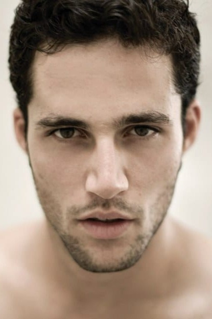 Yoav Reuveni backdrop