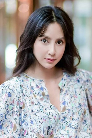 Serena Fang backdrop