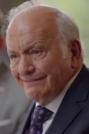 Fernando Larrañaga backdrop