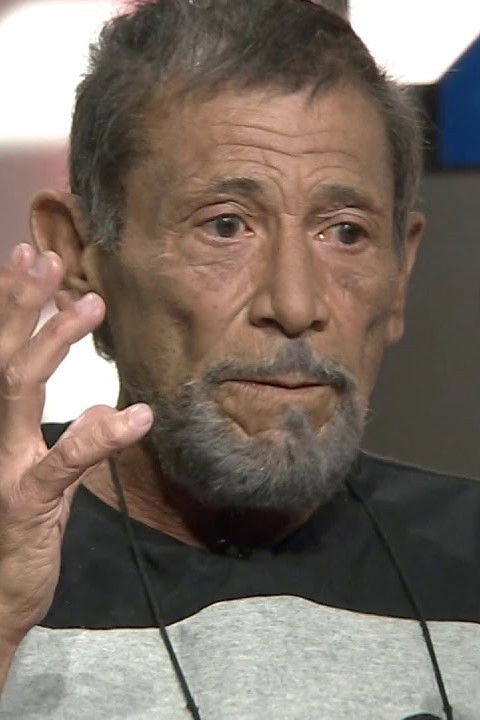 Clery Cunha backdrop