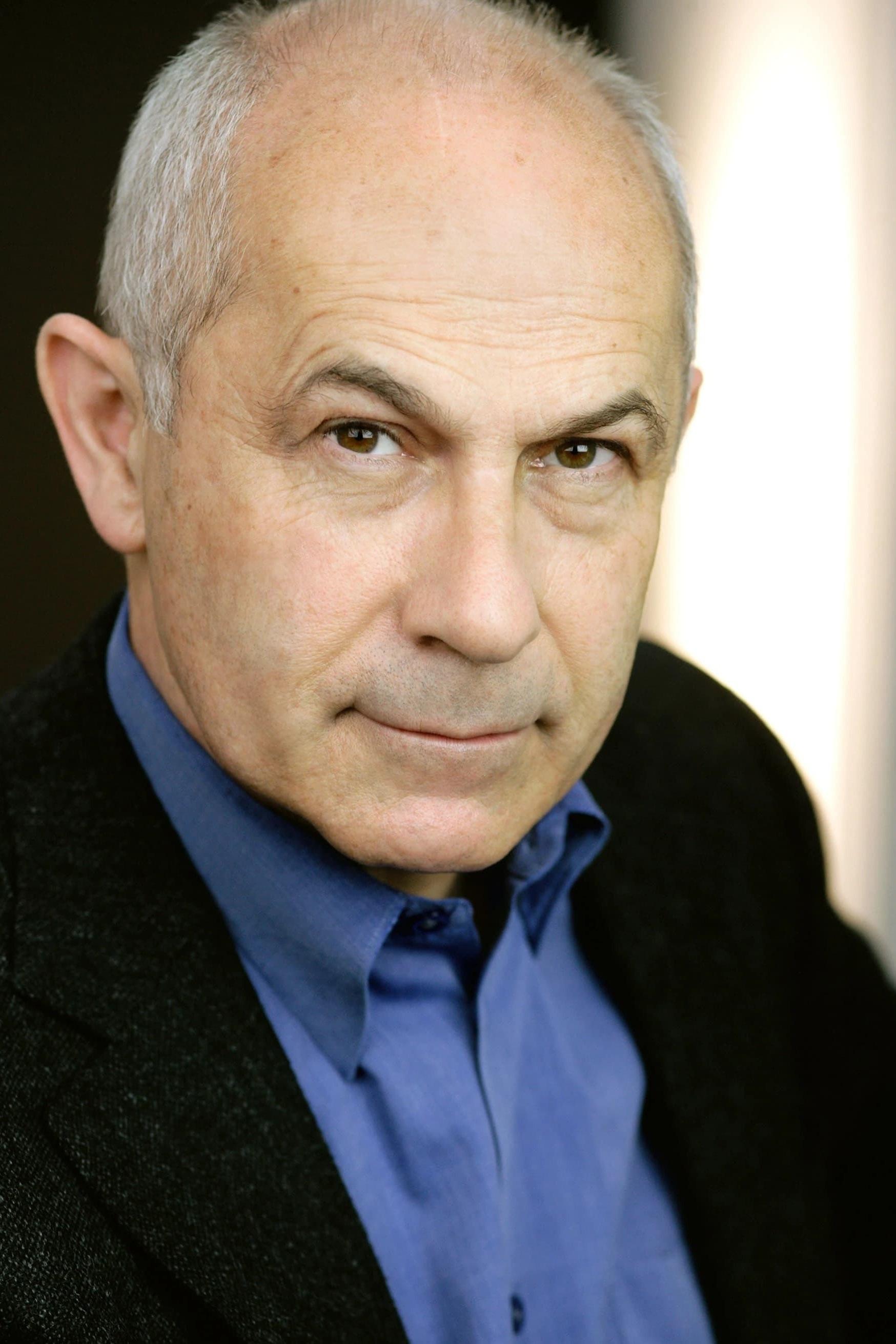 Nikolas Udeson backdrop