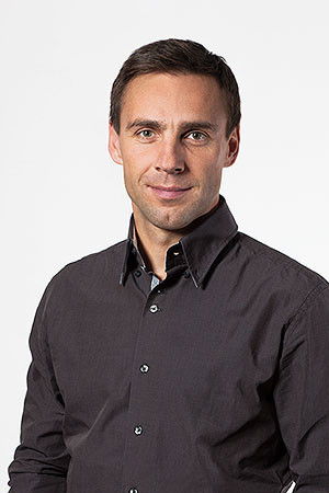 Roman Vojtek backdrop