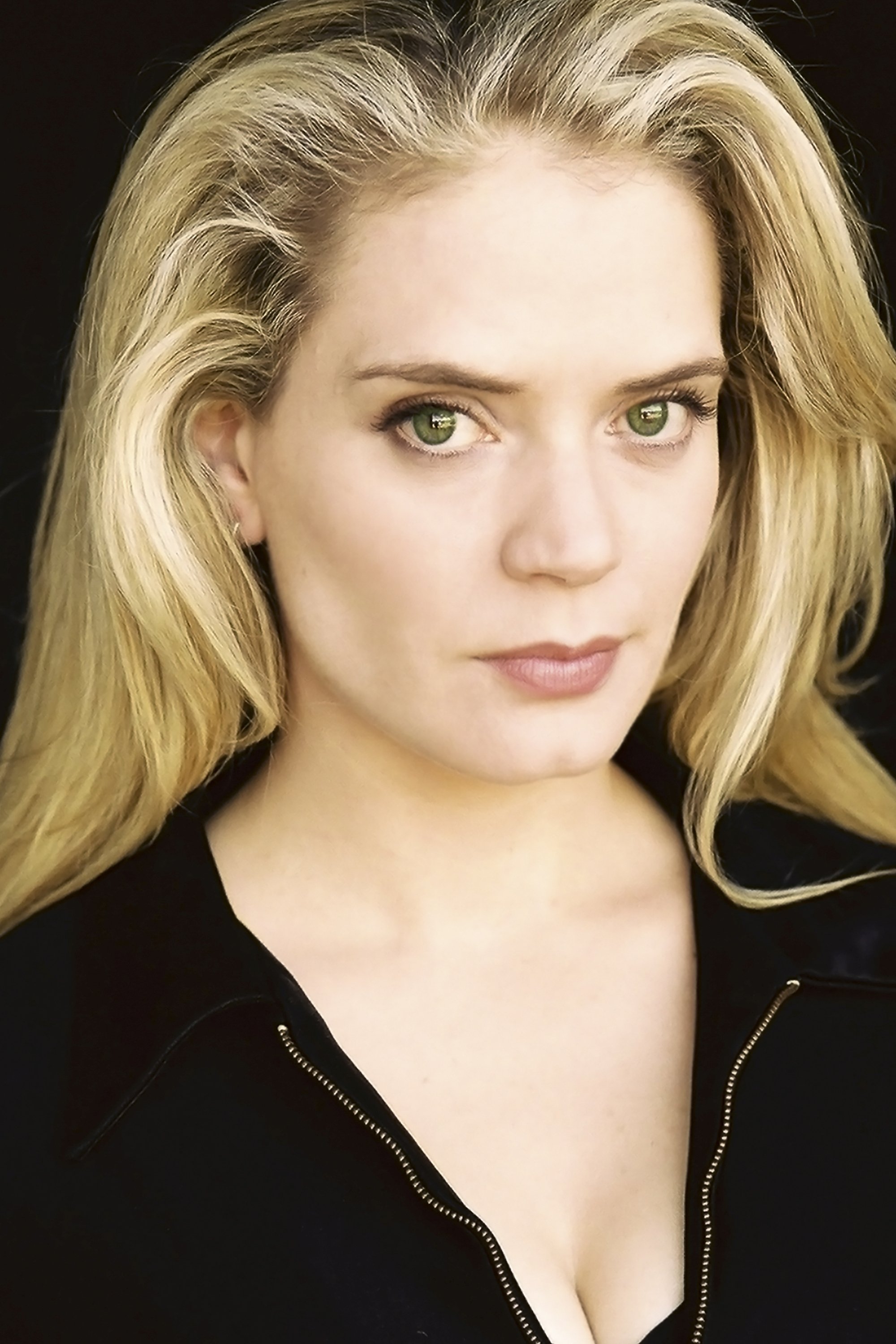 Kipleigh Brown backdrop