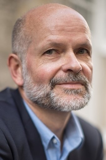 Thierry Gary backdrop