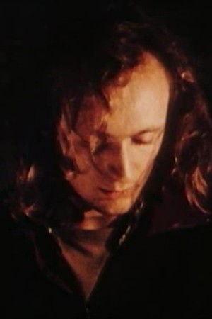 Étienne O'Leary backdrop