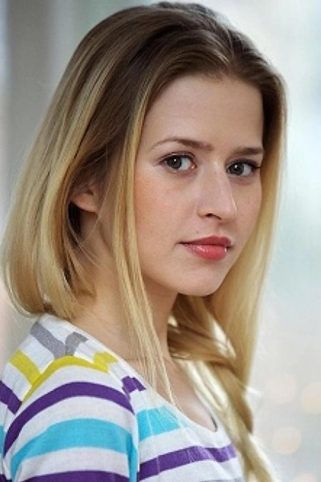 Janna Lisa Dombrowsky backdrop