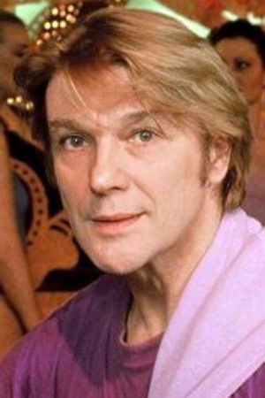 Michaël Denard backdrop