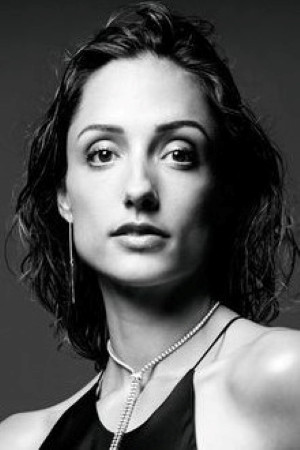 Doroté Gilberth backdrop