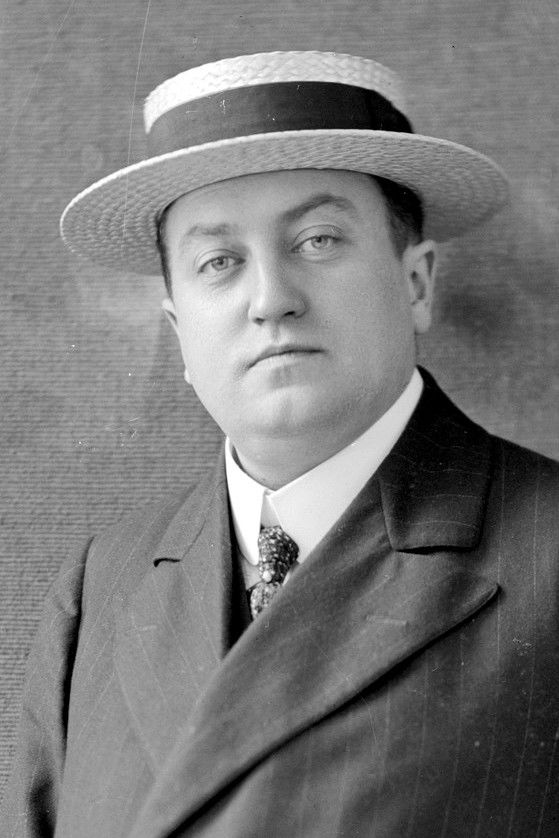 Nils Aréhn backdrop