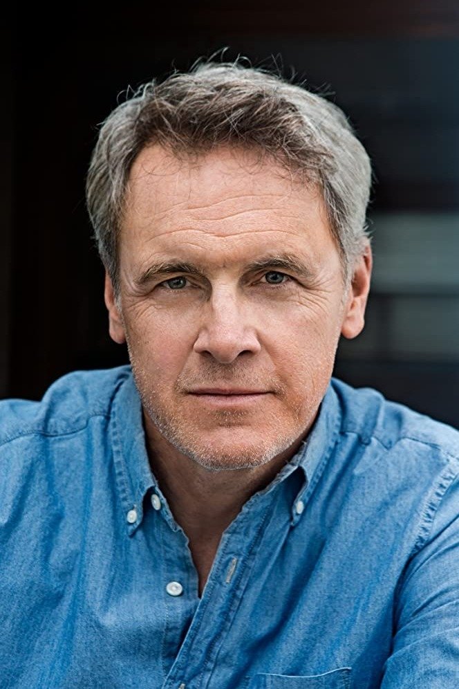 Mark Moses backdrop