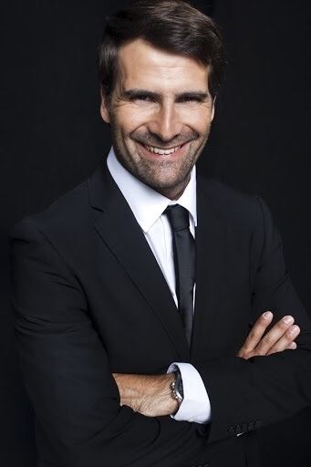 Lourenço Henriques backdrop