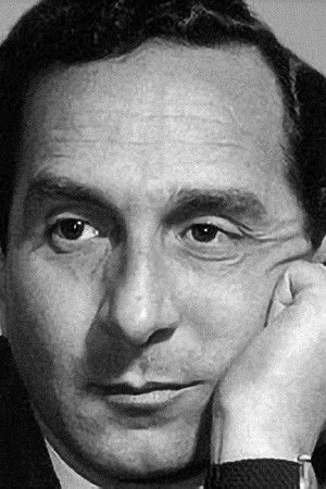 Fernando Gusmão backdrop