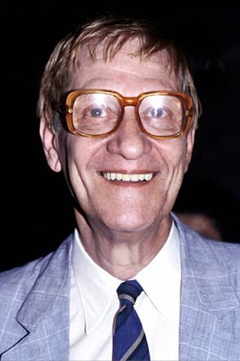 José Viana backdrop