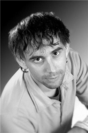 Vitali Maksimenko backdrop