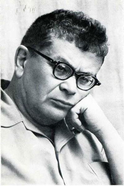 Vladimir Lifshits backdrop