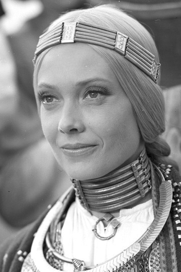 Astrīda Kairiša backdrop