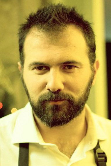 Ricardo Azevedo backdrop