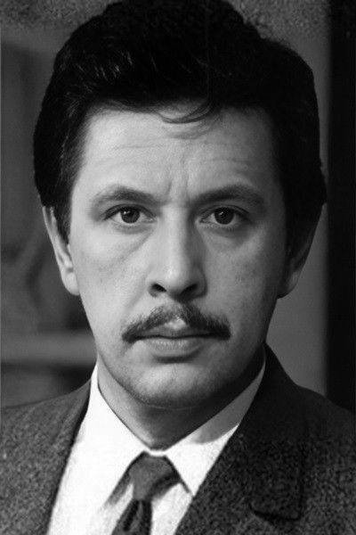 Martins Verdins backdrop