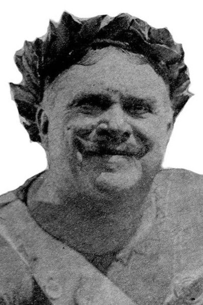 Leonid Yurenyov backdrop