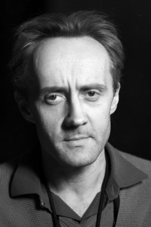 Stanisław Loth backdrop