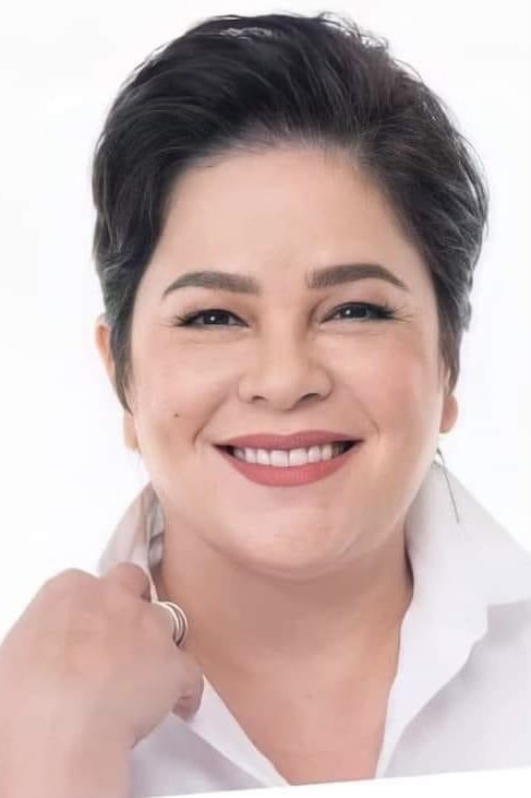 Jaclyn Jose backdrop