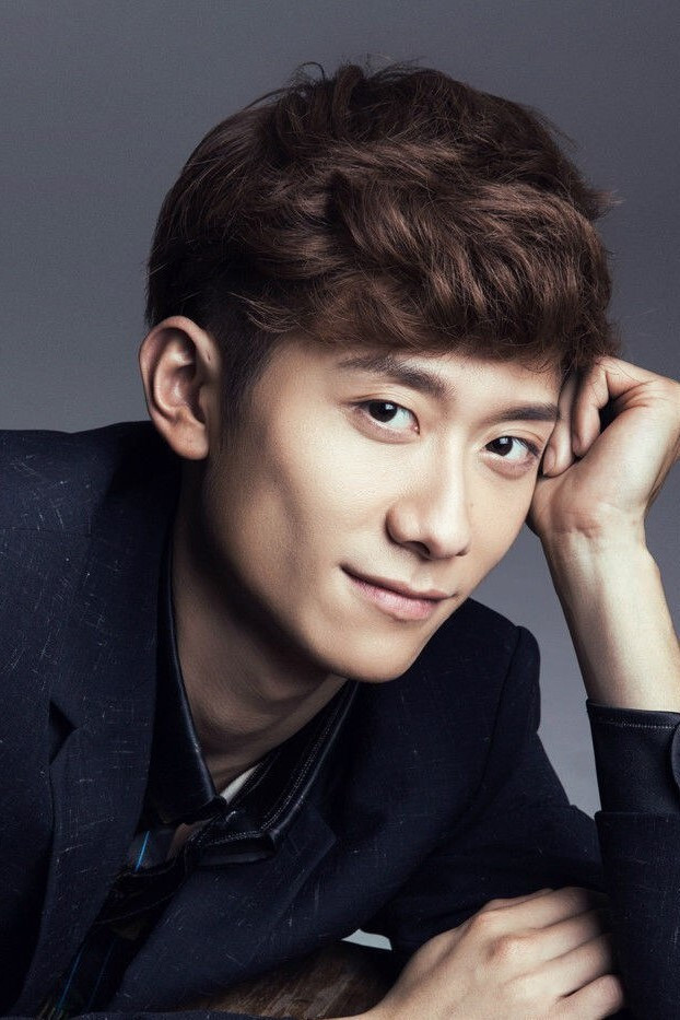 Zhang Yishan backdrop