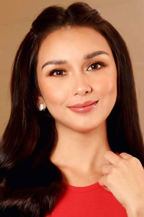 Beauty Gonzalez backdrop