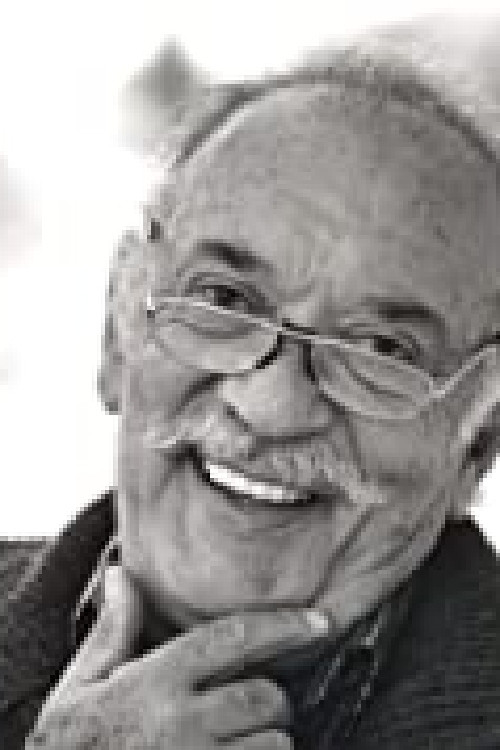 León Singer backdrop