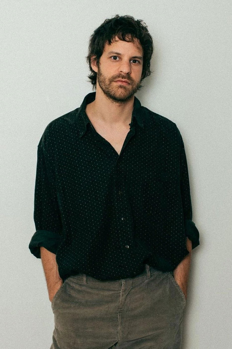 Charlie Polinger backdrop